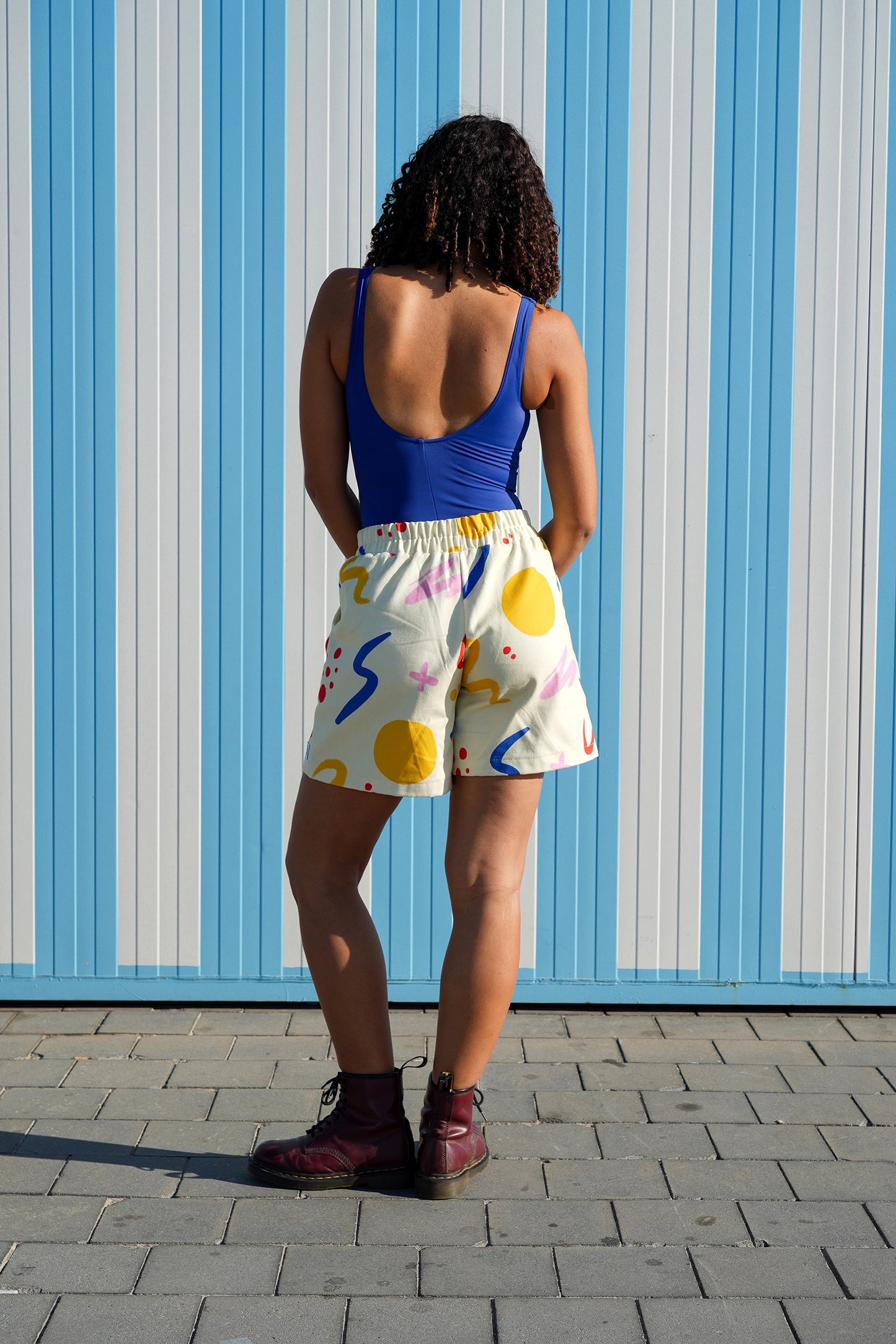 Short Pants in Burst Print