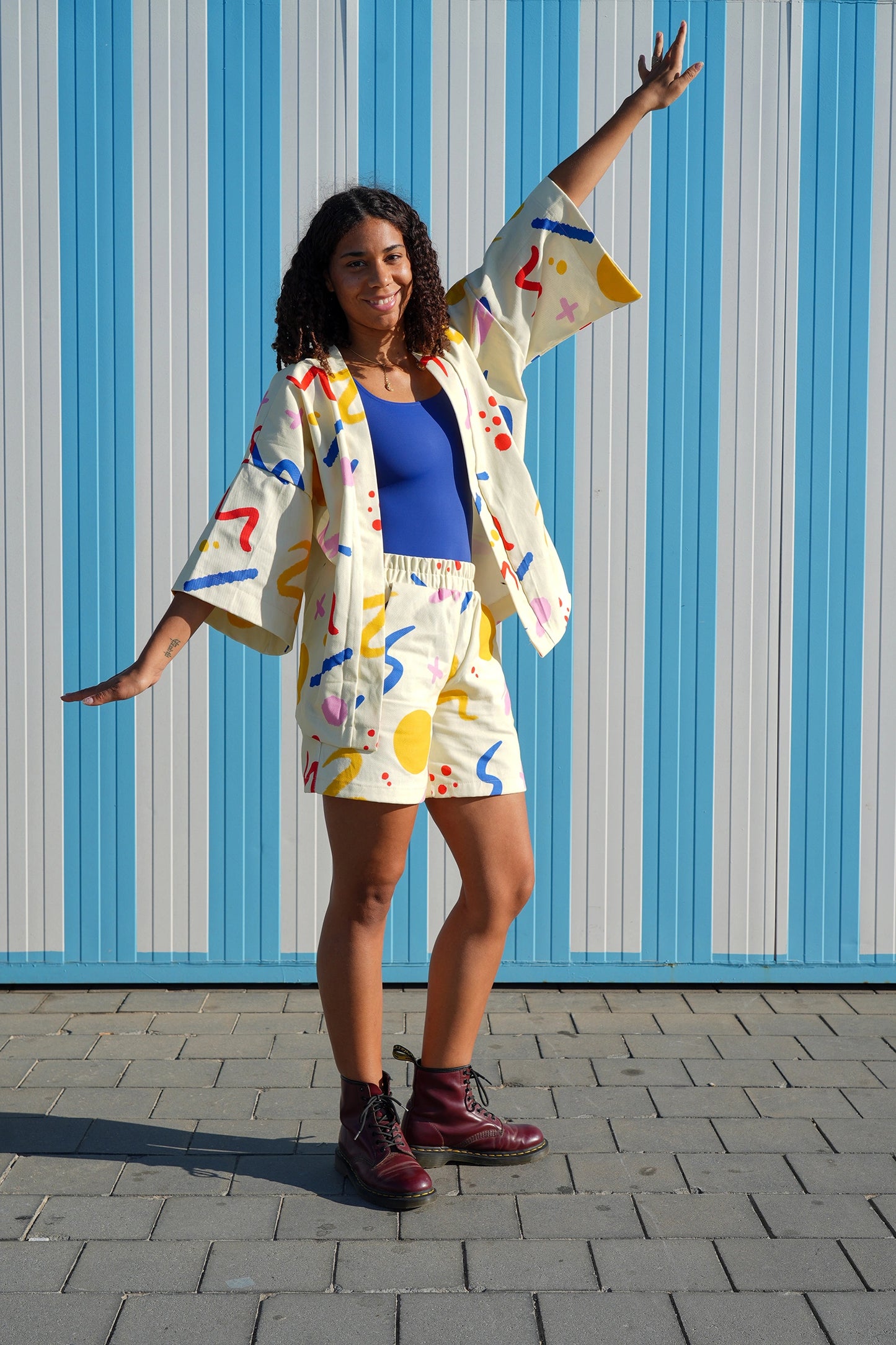 Short Kimono in Burst Print
